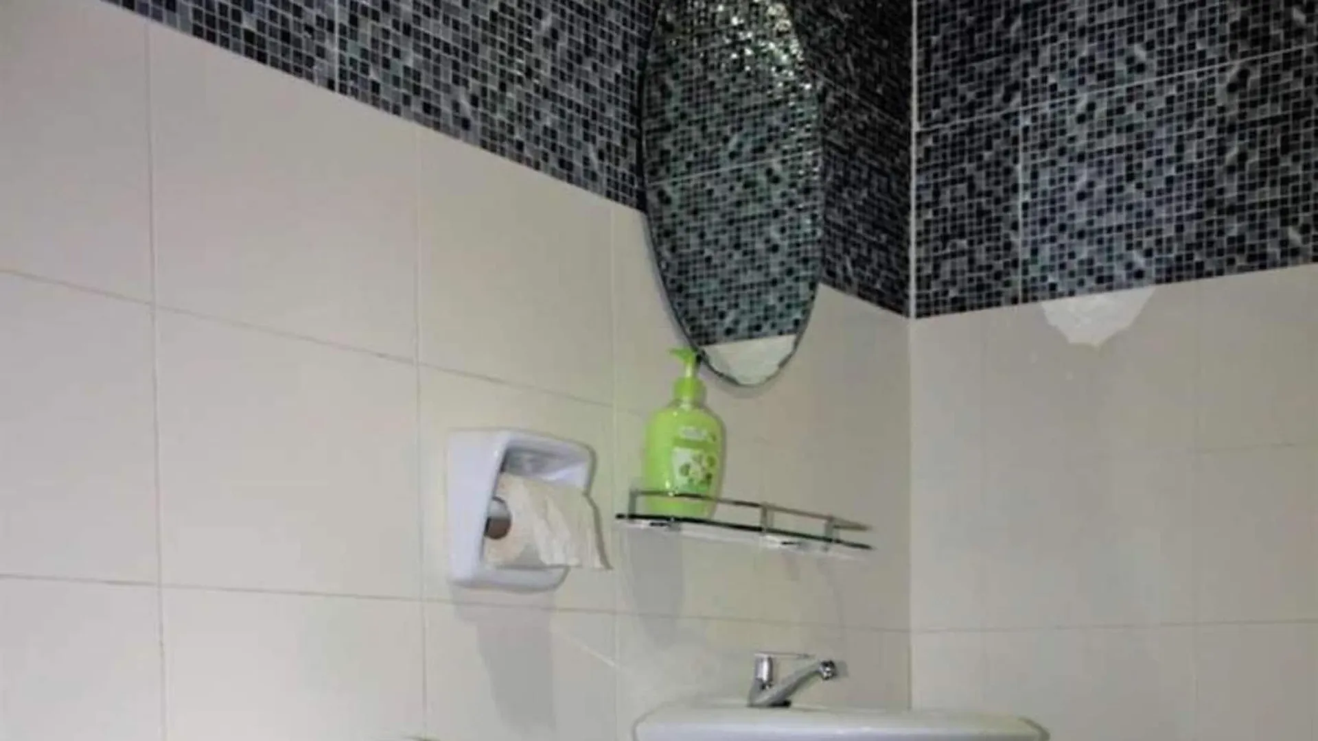 Aeon Tebrau Apartment Johor Bahru 3*,  Malaisie